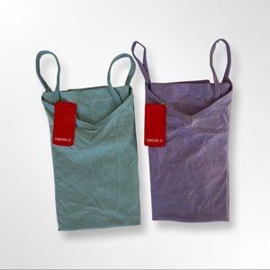 Lot of 2 - Forever 21 V-Neck Cami - Size M